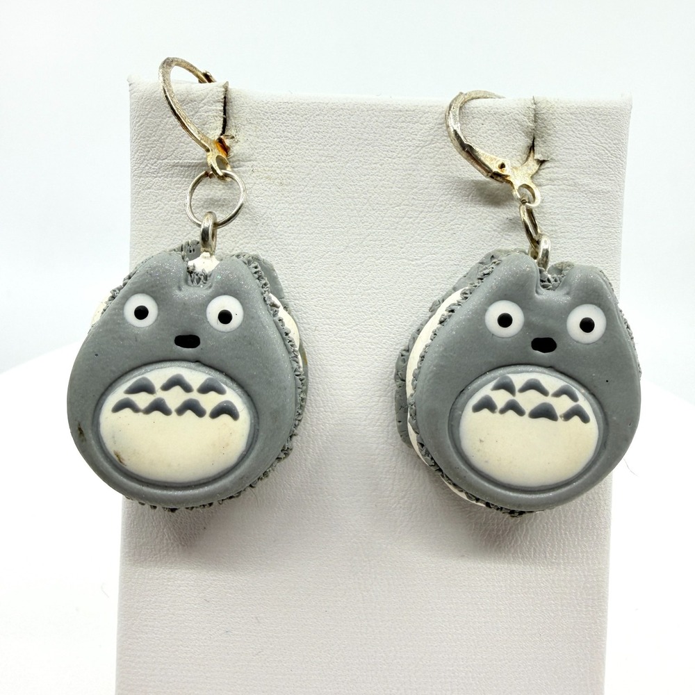 VTG Cute Totoro Macaron Dangle Earrings Anime Kawaii Grey Polymer Clay Novelty